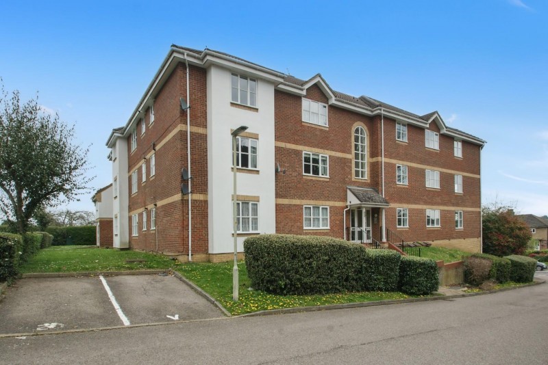 Images for Mitre Gardens, London Road, Bishop's Stortford EAID:fordycefurnivallapi BID:2